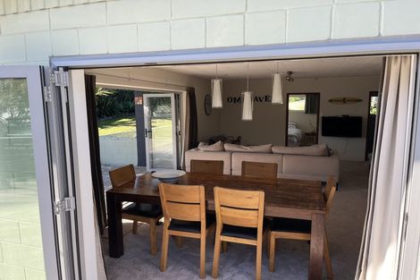 Photo of property in 10 Twilight Bay, Omaha, 0986