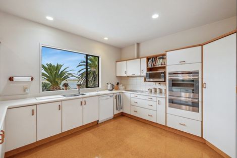 Photo of property in 4 Doris Street, Mangawhai Heads, Mangawhai, 0505