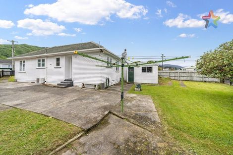 Photo of property in 35 Frederick Street, Wainuiomata, Lower Hutt, 5014