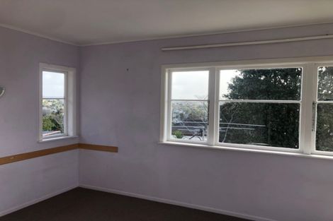 Photo of property in 572 Beach Road, Rothesay Bay, Auckland, 0630