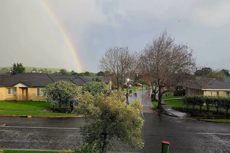 Photo of property in 11/2 Armoy Drive, East Tamaki, Auckland, 2016