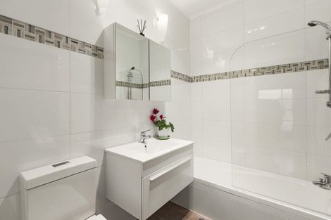 Photo of property in 9 David Crescent, Karori, Wellington, 6012