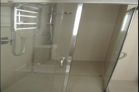 Photo of property in 90 Tiriwa Drive, Massey, Auckland, 0614