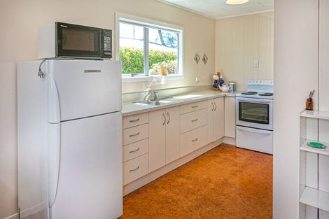 Photo of property in 19a Whiritoa Beach Road, Whiritoa, Whangamata, 3691