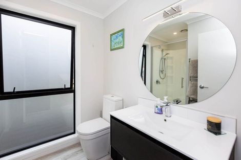 Photo of property in 8 Gloaming Lane, Wallaceville, Upper Hutt, 5018