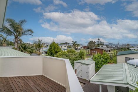 Photo of property in 7 Martin Place, Cooks Beach, Whitianga, 3591