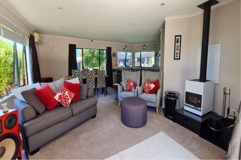 Photo of property in 22 Ranchod Terrace, Pukekohe, 2120