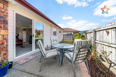 Photo of property in 37 Woodland Mews, Wainuiomata, Lower Hutt, 5014