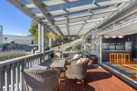 Photo of property in 9 Kowhai Road, Bluff Hill, Napier, 4110