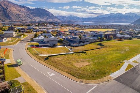 Photo of property in 9 Mcleod Avenue, Wanaka, 9305