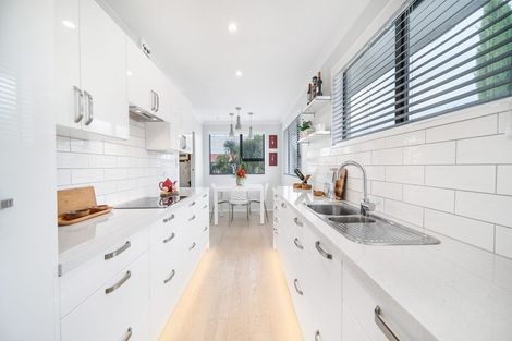 Photo of property in 11 Townshend Crescent, Halswell, Christchurch, 8025