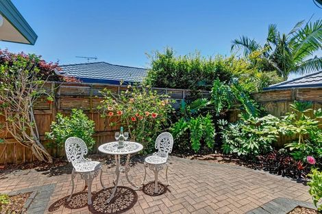 Photo of property in 20 Red Hibiscus Road, Stanmore Bay, Whangaparaoa, 0932