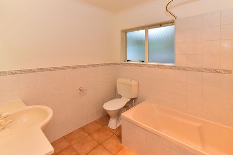 Photo of property in 8a Beach Road, Pahurehure, Papakura, 2113