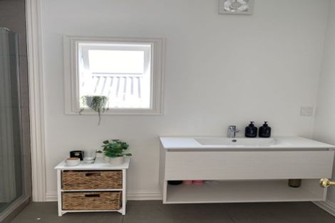 Photo of property in 17 Dedwood Terrace, Saint Marys Bay, Auckland, 1011