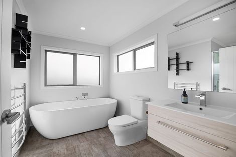 Photo of property in 15b George Street, Papakura, 2110