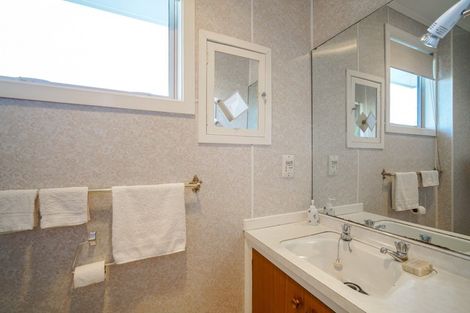 Photo of property in 2/17 Molesworth Place, Somerfield, Christchurch, 8024