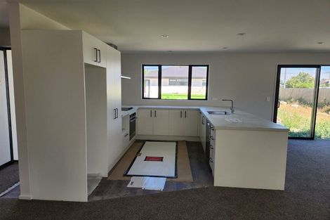 Photo of property in 48 Bassett Street, Burwood, Christchurch, 8083