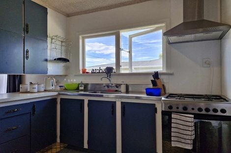 Photo of property in 14 Trafalgar Street, Westown, New Plymouth, 4310