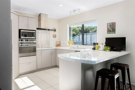 Photo of property in 48 Kahurangi Heights, Aotea, Porirua, 5024