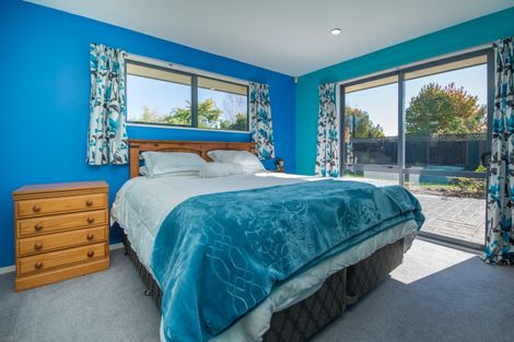 Photo of property in 16 Paget Drive, Woodend, 7610