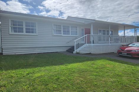 Photo of property in 9 Trosk Place, Waiuku, 2123
