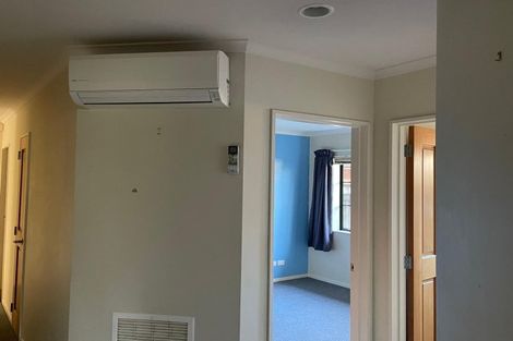 Photo of property in 12 Gandalf Crescent, Paraparaumu, 5032