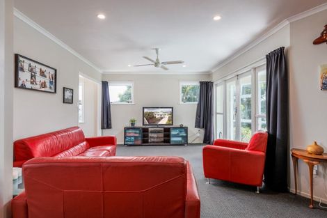 Photo of property in 8 Wilder Street, Waipukurau, 4200