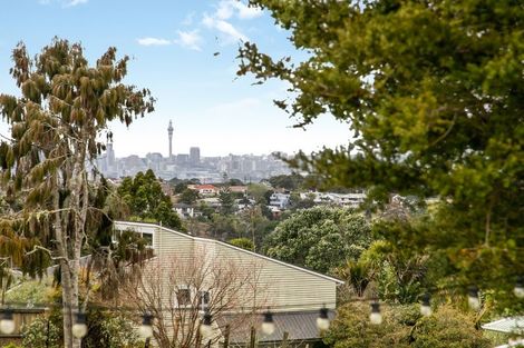 Photo of property in 54 Rangatira Road, Beach Haven, Auckland, 0626