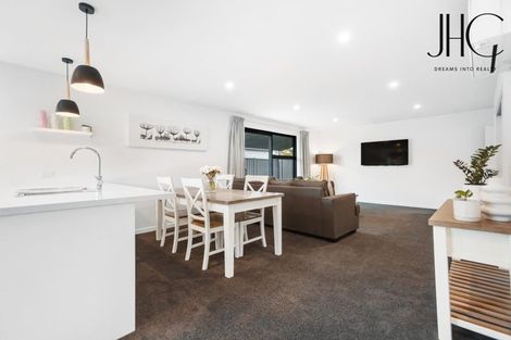 Photo of property in 11 Dawkins Street, Cromwell, 9310