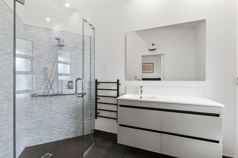 Photo of property in 17 Bottle Lake Drive, Parklands, Christchurch, 8083