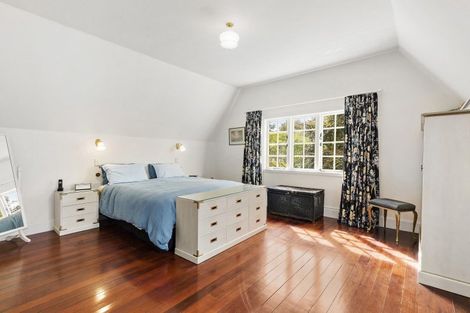 Photo of property in 305 Fergusson Drive, Heretaunga, Upper Hutt, 5018