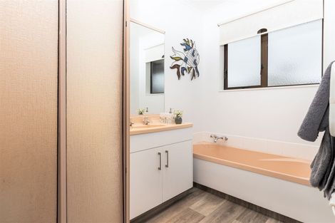 Photo of property in 48b Mclauchlan Street, Springlands, Blenheim, 7201