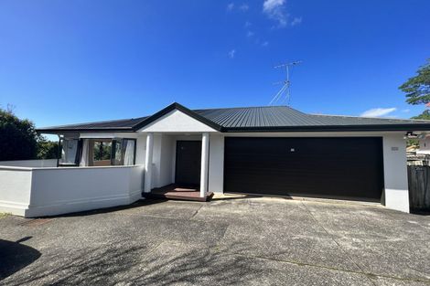 Photo of property in 2/5 Pelican Lane, Unsworth Heights, Auckland, 0632