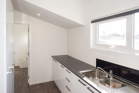 Photo of property in 33 Reid Road, South Dunedin, Dunedin, 9012