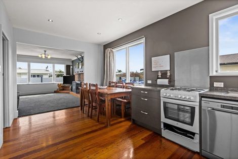 Photo of property in 1305 Briggs Place, Mayfair, Hastings, 4122