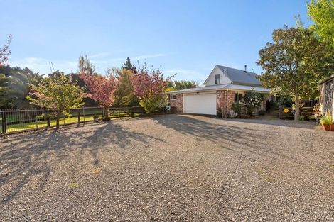 Photo of property in 14 Allin Drive, Waikuku Beach, 7402