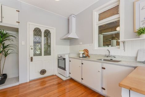 Photo of property in 66 Mount Street, Nelson South, Nelson, 7010