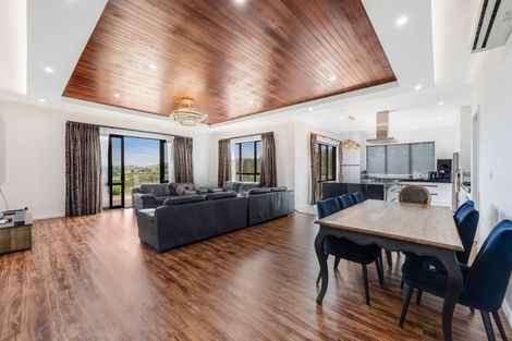 Photo of property in 300 Whitford Road, Whitford, 2576