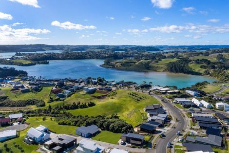 Photo of property in 2 Koromiko Lane, Raglan, 3225