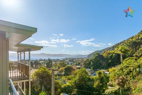 Photo of property in 42a Nikau Street, Eastbourne, Lower Hutt, 5013