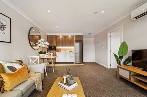 Photo of property in 14/30 Ambassador Glade, Orewa, 0931