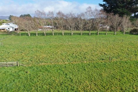 Photo of property in 69 Stanly Street, Eketahuna, 4900