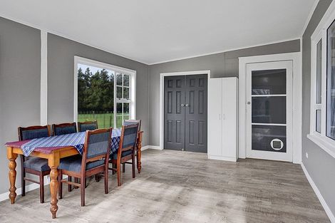 Photo of property in 39 Celia Street, Stratford, 4332