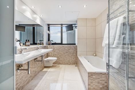 Photo of property in Shangri La Apartments, 13/97 Jervois Road, Herne Bay, Auckland, 1011