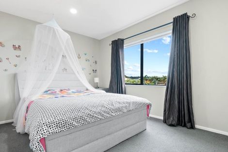 Photo of property in 28 Malahide Drive, Flat Bush, Auckland, 2019
