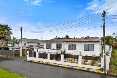 Photo of property in 2/86 Alfriston Road, Manurewa East, Auckland, 2102