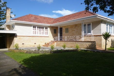 Photo of property in 50 Matata Street, Blockhouse Bay, Auckland, 0600