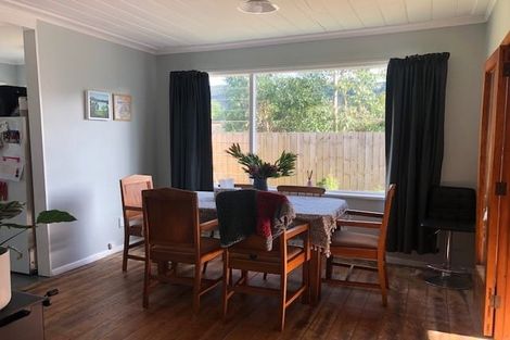 Photo of property in 15 Woodward Street East, Featherston, 5710