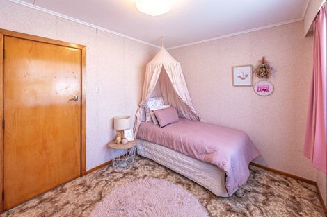 Photo of property in 32 Surrey Road, Springvale, Whanganui, 4501