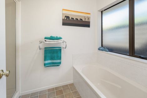 Photo of property in 4 Admiralty Place, Waikawa, Picton, 7220